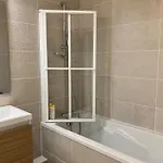 Quai Sud - Gare, 100 M2, Parking, Wifi, Superette, Lave Linge * אנז'ה