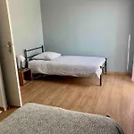 Quai Sud - Gare, 100 M2, Parking, Wifi, Superette, Lave Linge דירה