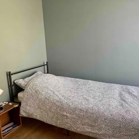 Quai Sud - Gare, 100 M2, Parking, Wifi, Superette, Lave Linge Lägenhet *