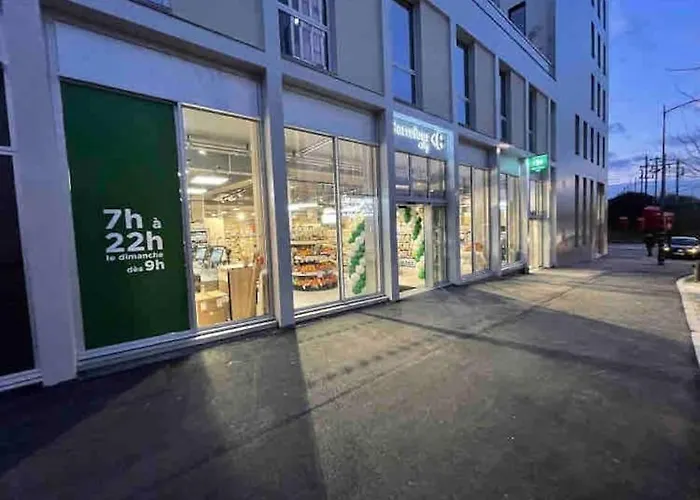 Quai Sud - Gare, 100 M2, Parking, Wifi, Superette, Lave Linge